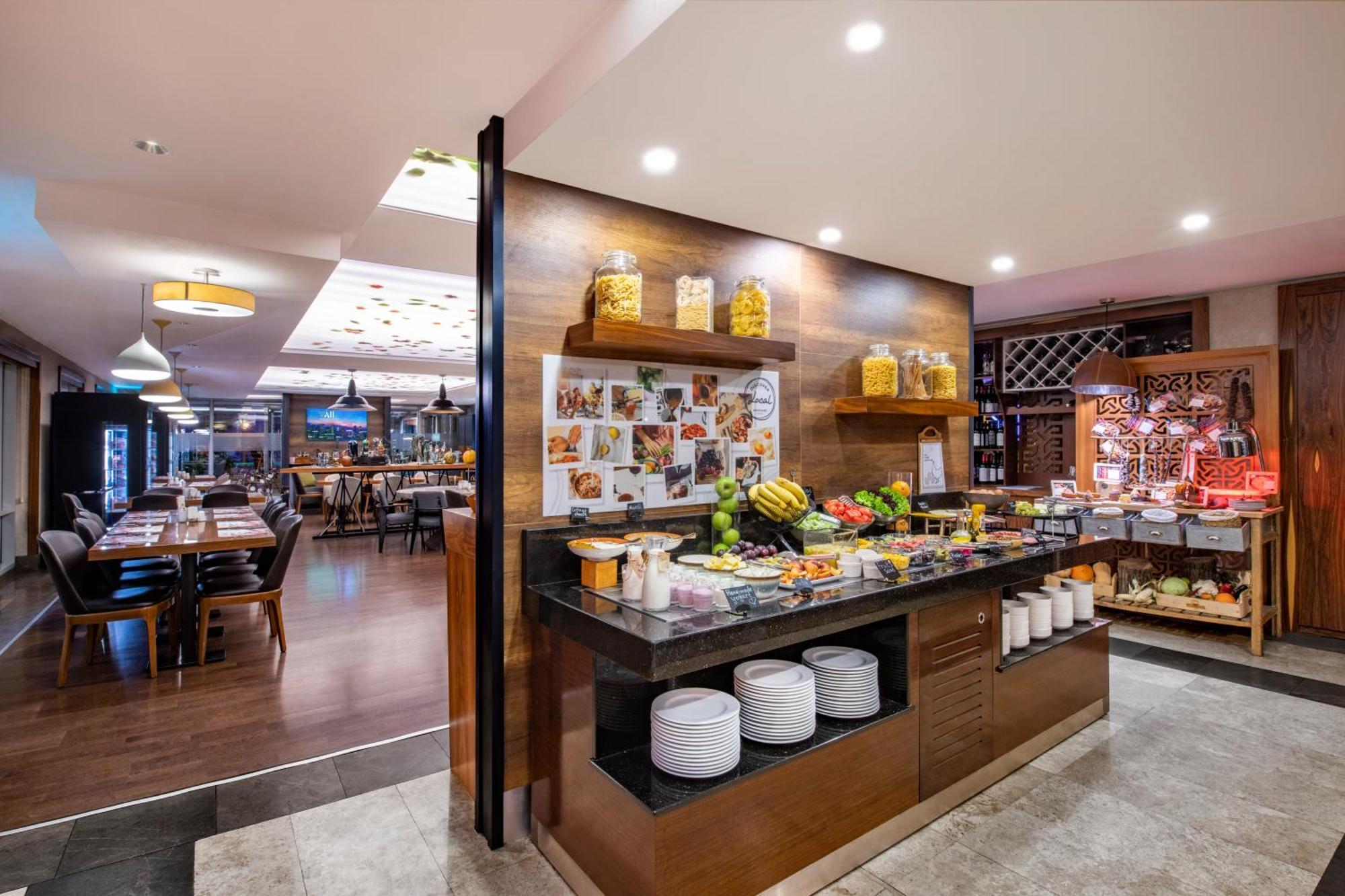 Mercure Old Town Hotel