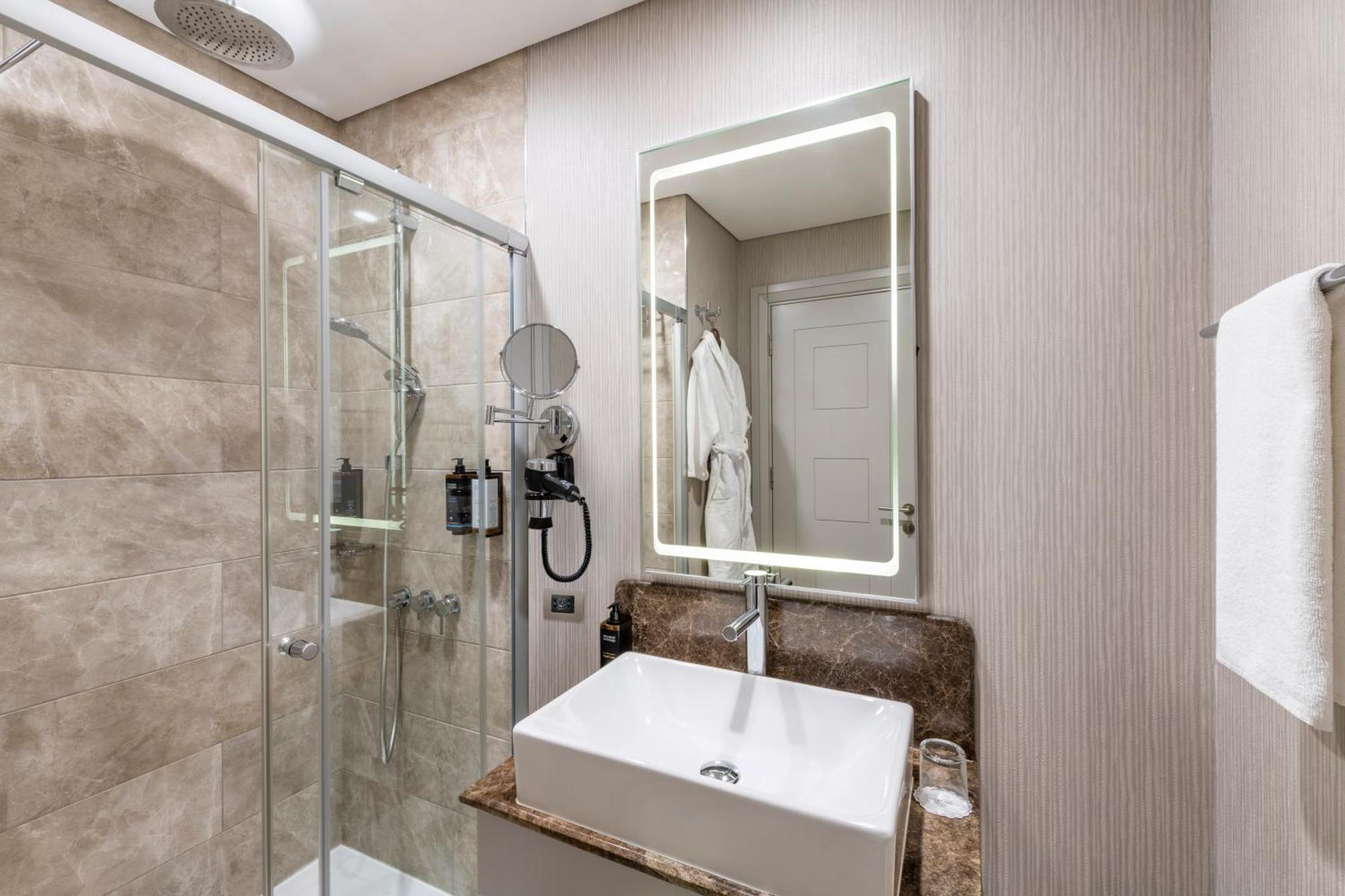 Hotel Mercure Old Town 4*