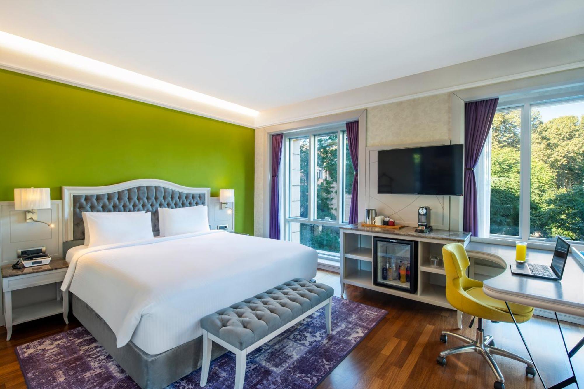 Mercure Old Town Отель