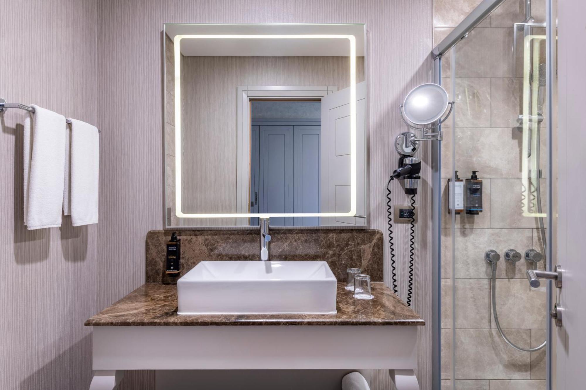 Mercure Old Town 4* Tbilissi