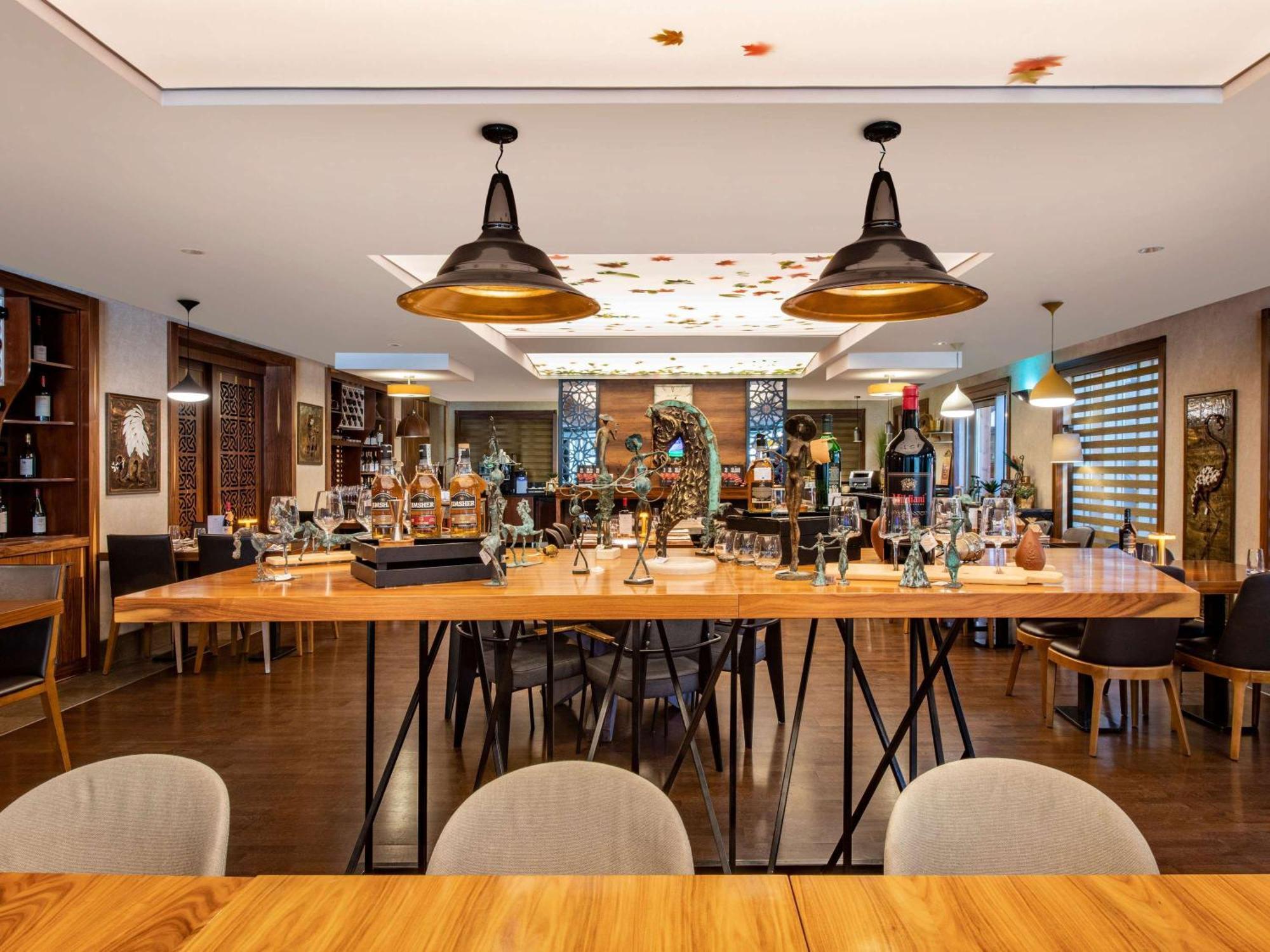 Mercure Old Town 4*