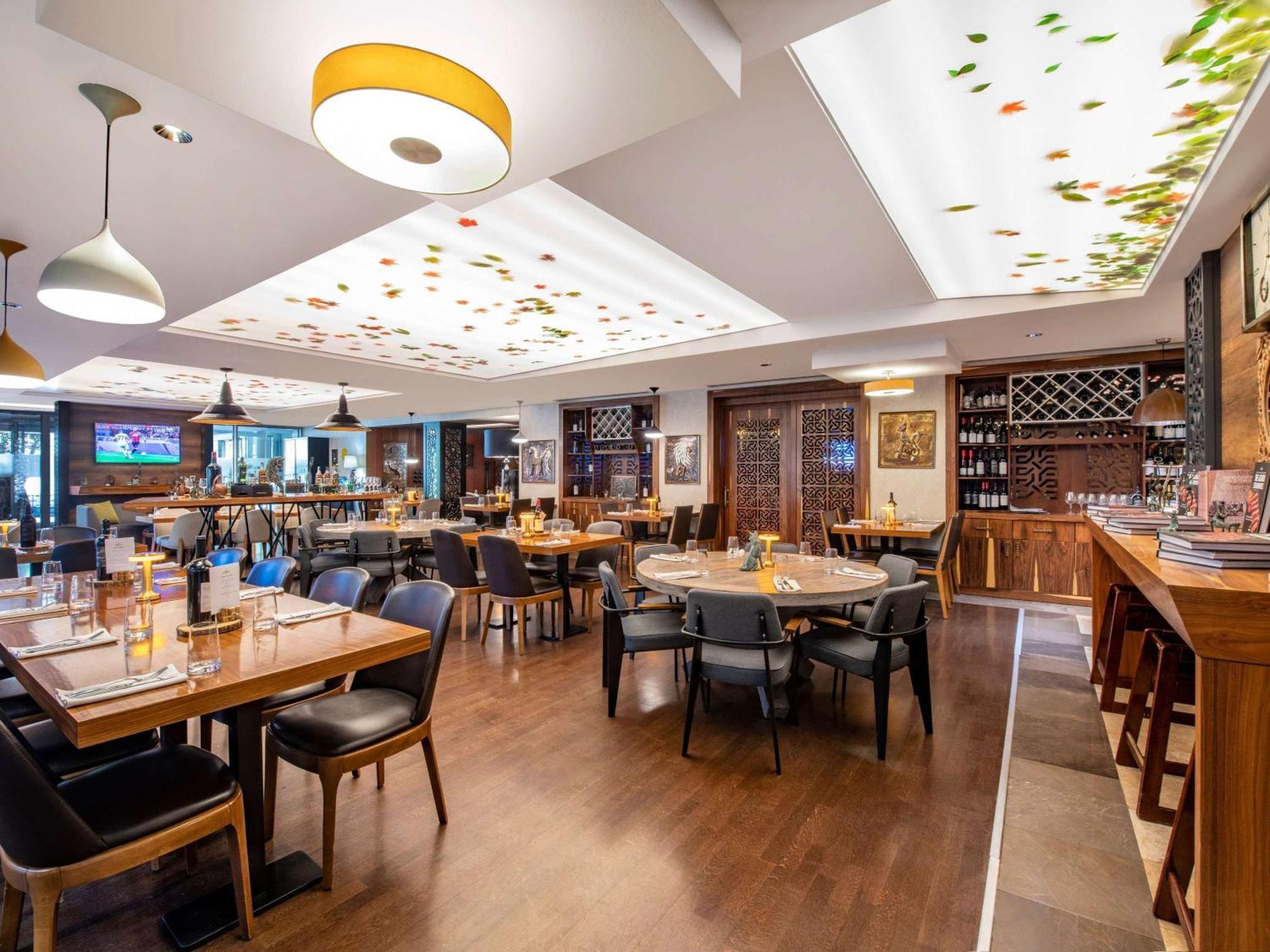 Mercure Old Town Hotel 4*