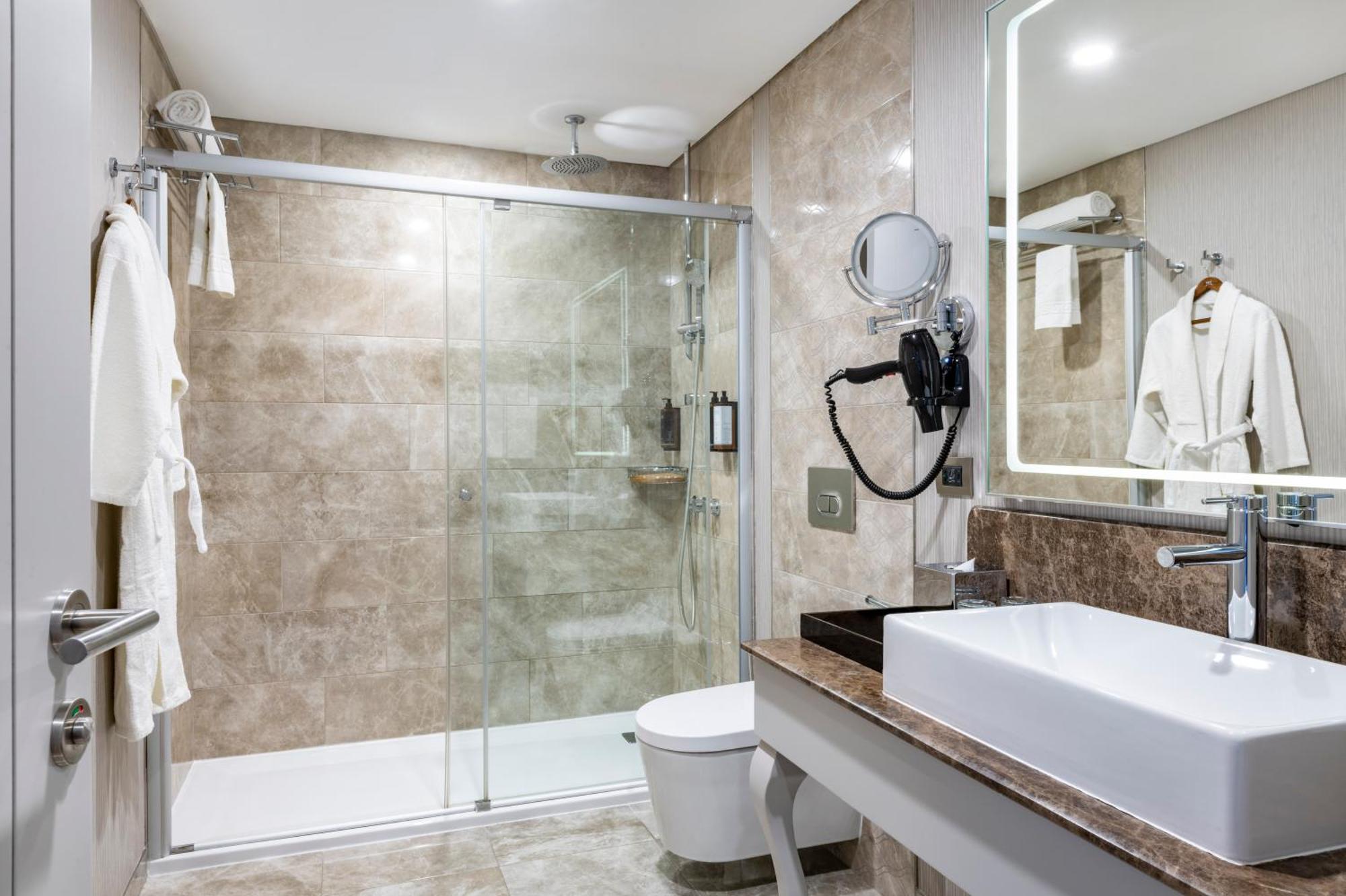 Mercure Old Town 4*