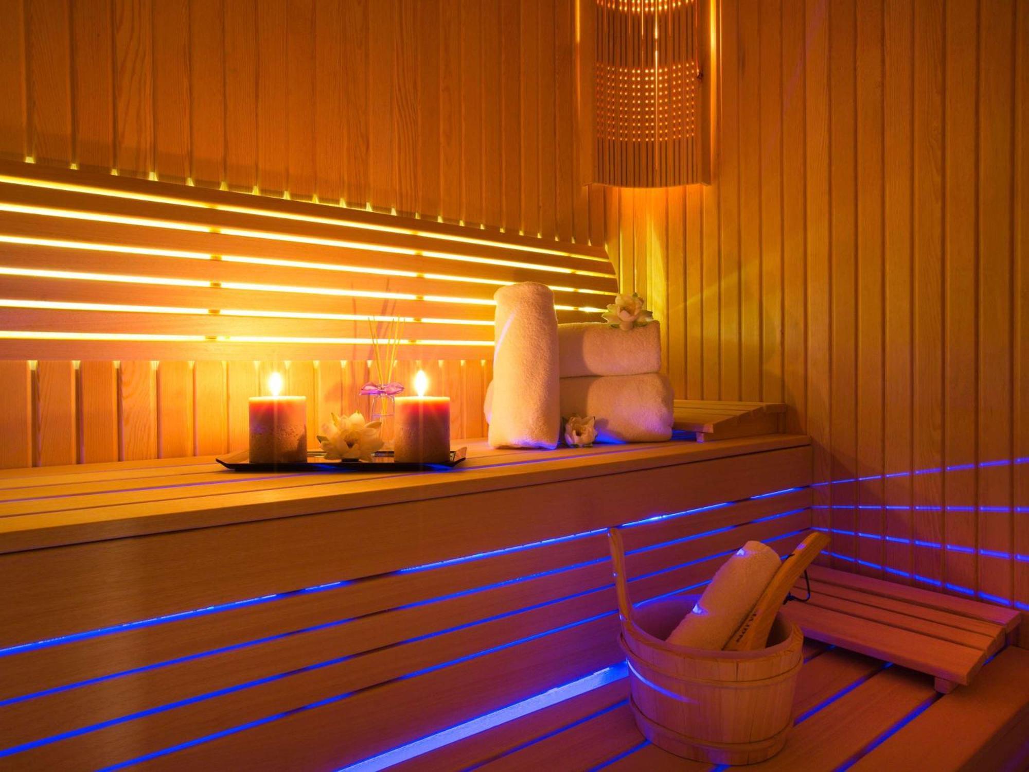 Hotel Mercure Old Town 4*